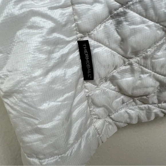 The North Face Thermoball Remix Vest XS - Picture 7 of 9